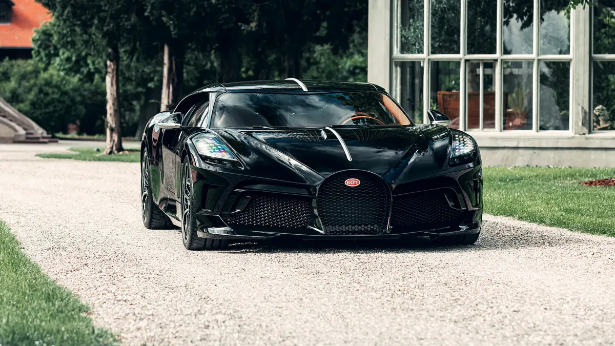 3. Bugatti La Voiture Noire – 180 miljoner kronor
