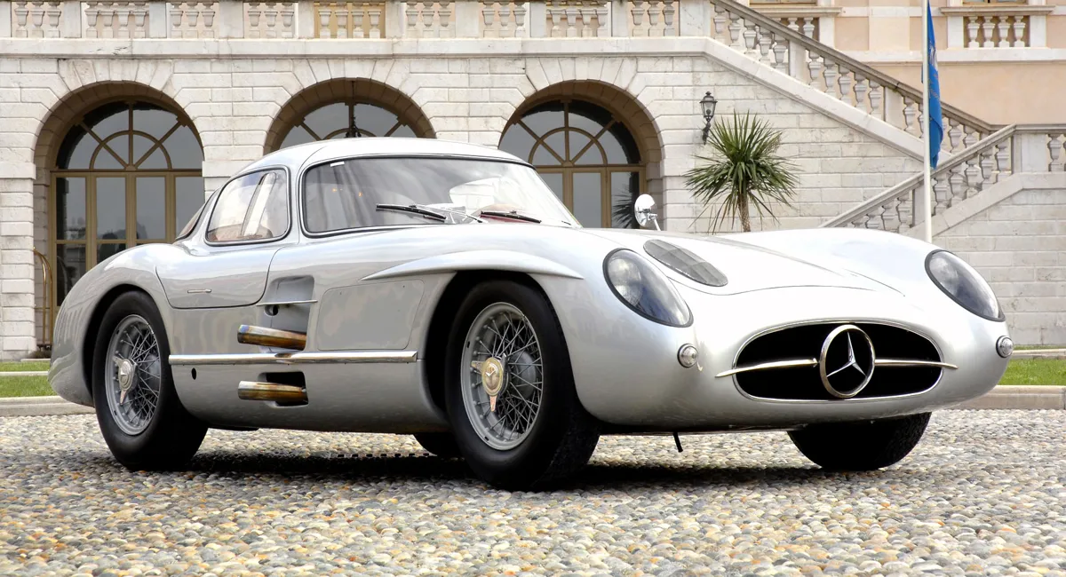 Världens dyraste veteranbil – Mercedes-Benz 300 SLR Uhlenhaut Coupé