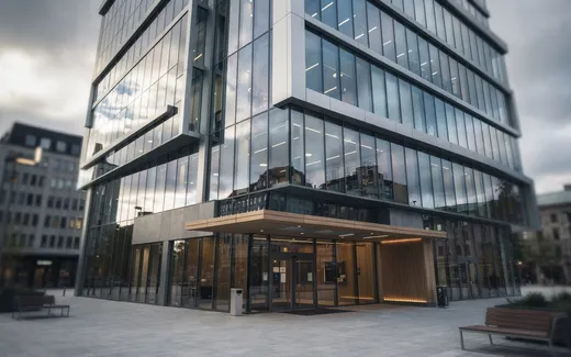 Nordea bankbyggnad med modern skandinavisk arkitektur i glas och stål